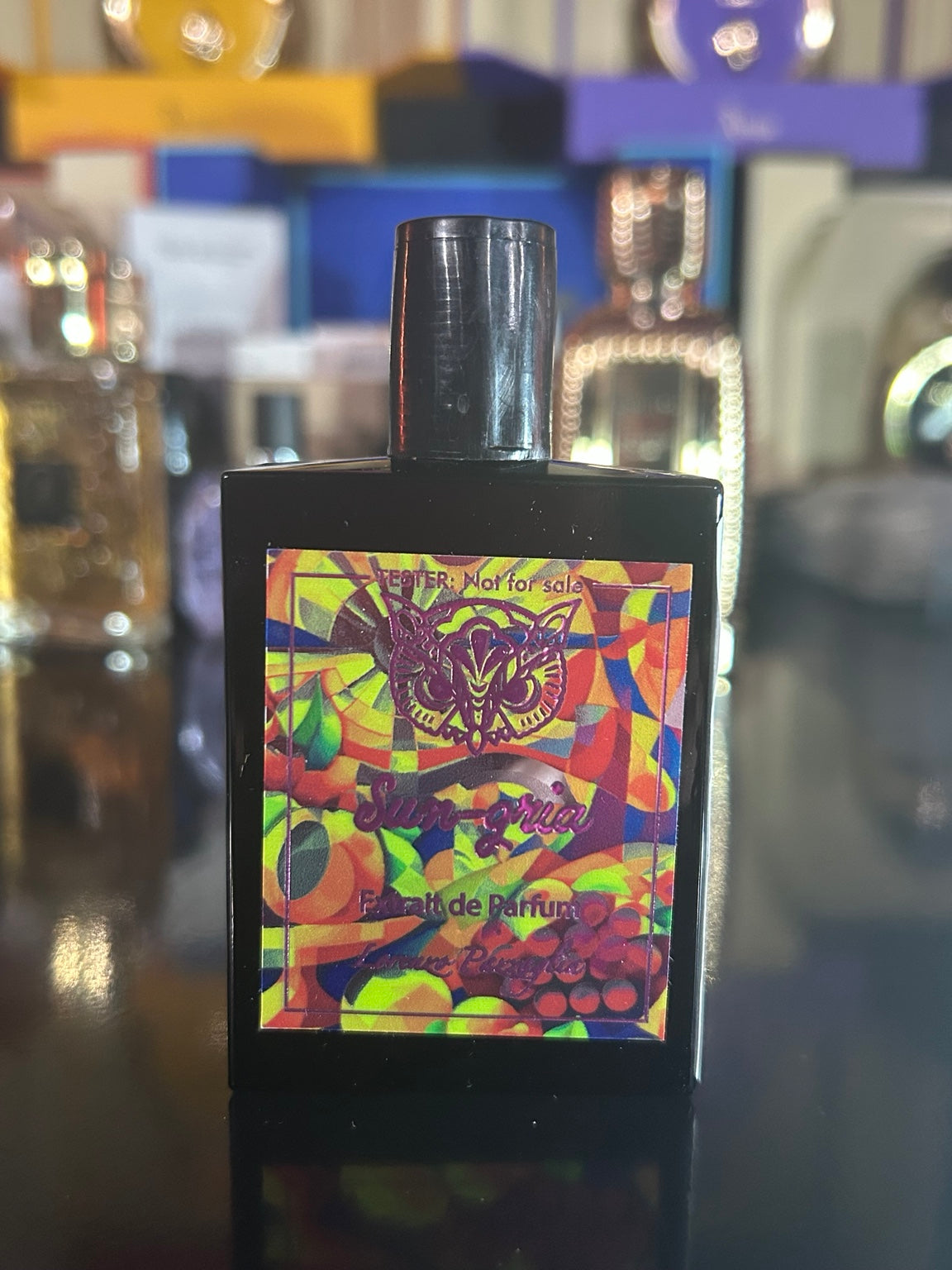 Lorenzo Pazzaglia Sun-Gria 50ml tester bottle showing its black plastic tester cap