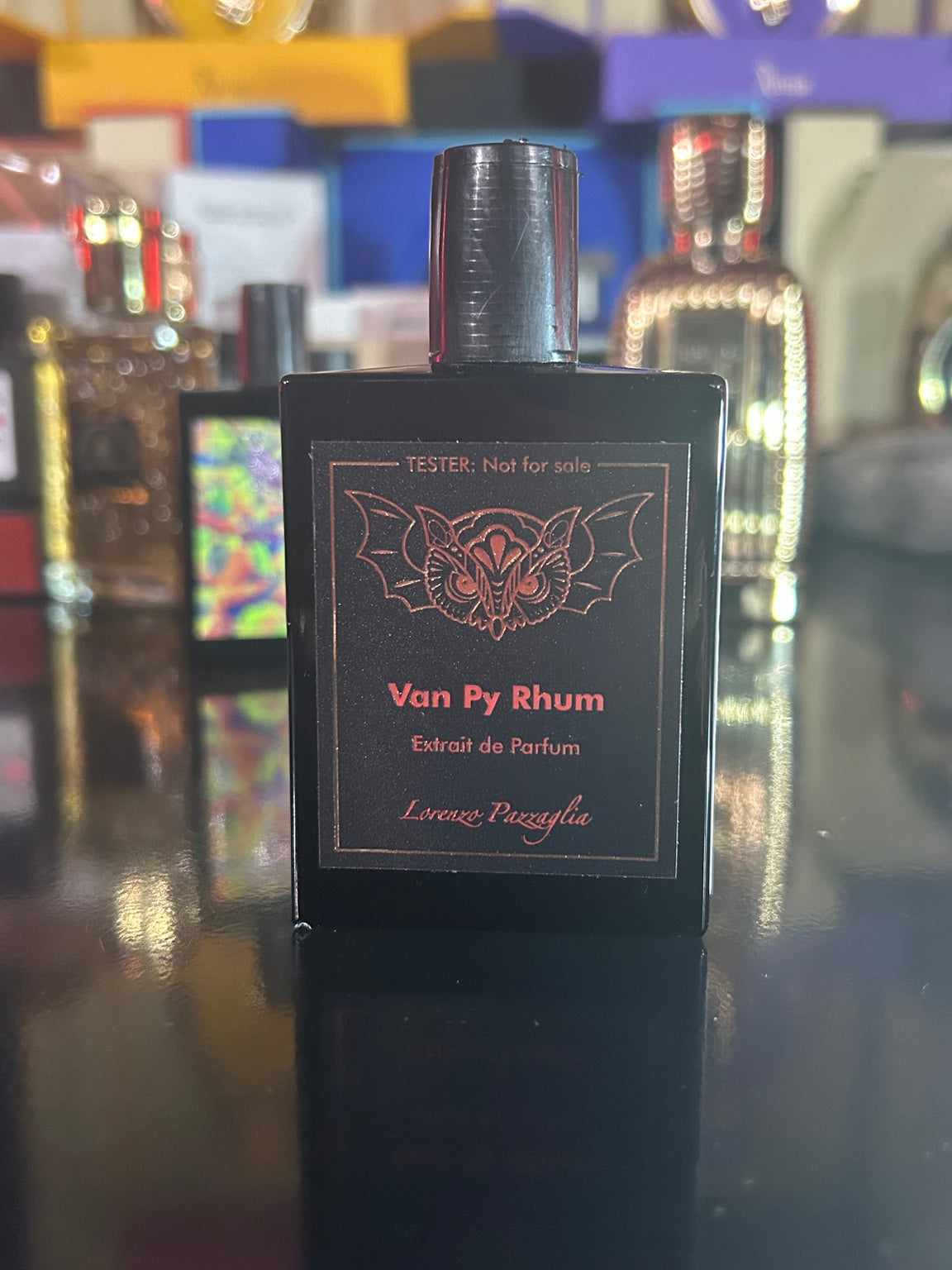 Lorenzo Pazzaglia Van Py Rhum 50ml tester bottle showing its black plastic tester cap